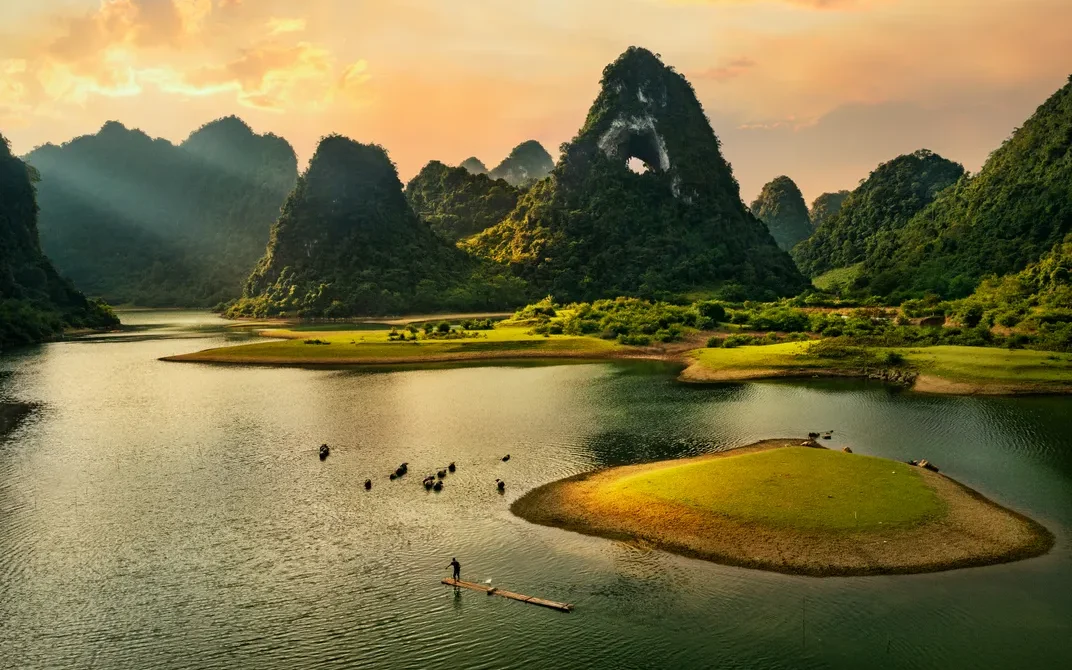 Travel Itinerary slideshow Travel Itinerary slideshow